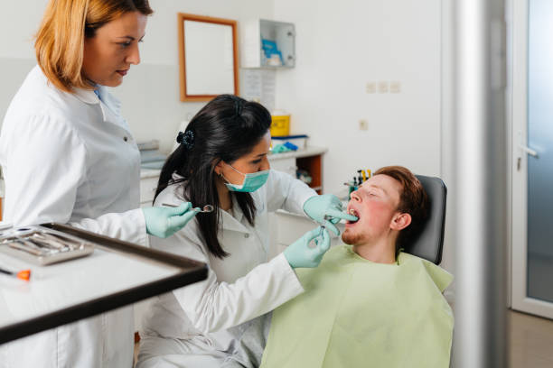 Best Broken or Chipped Tooth Repair in Comstock Park, MI